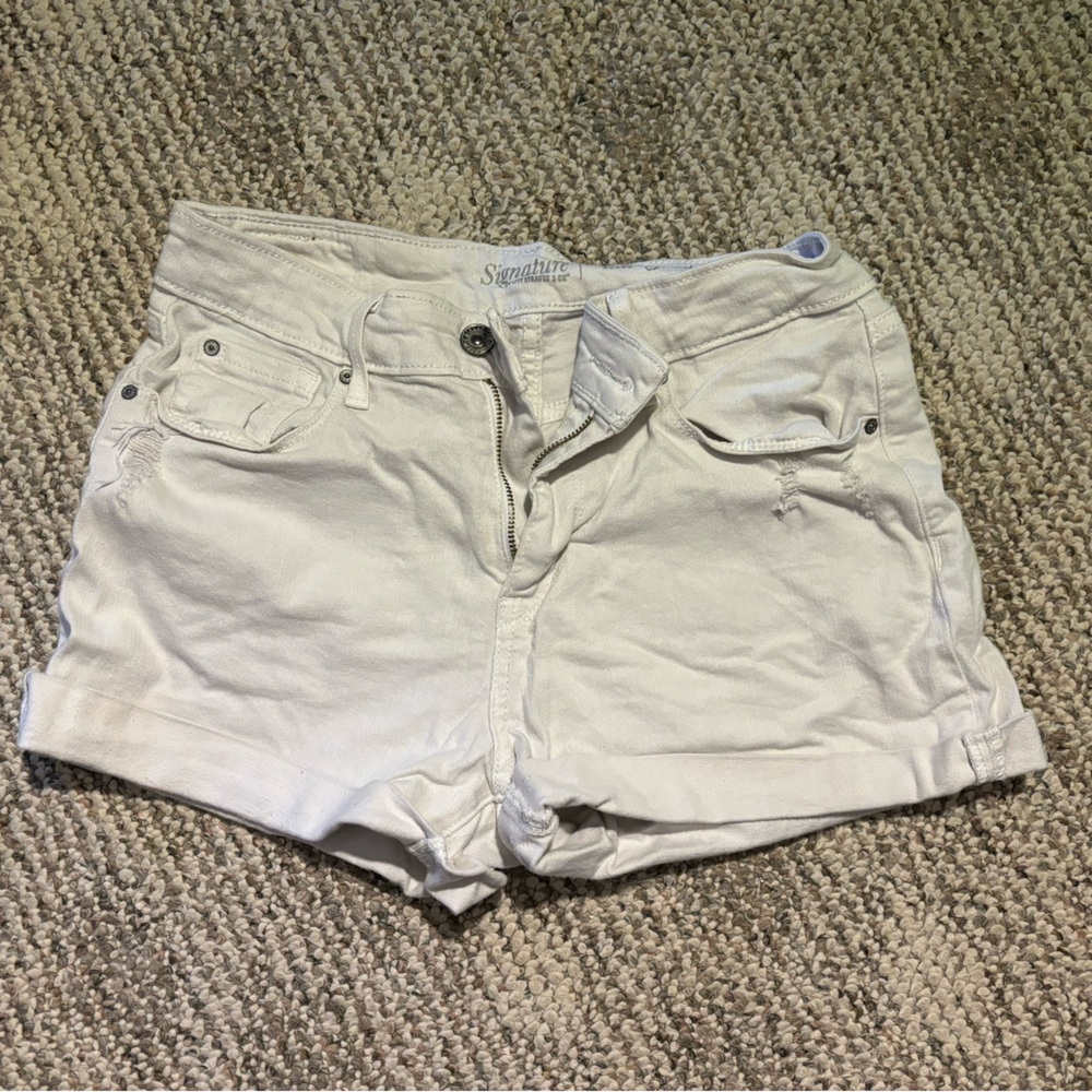 White High Rise Levi Strauss Shorts